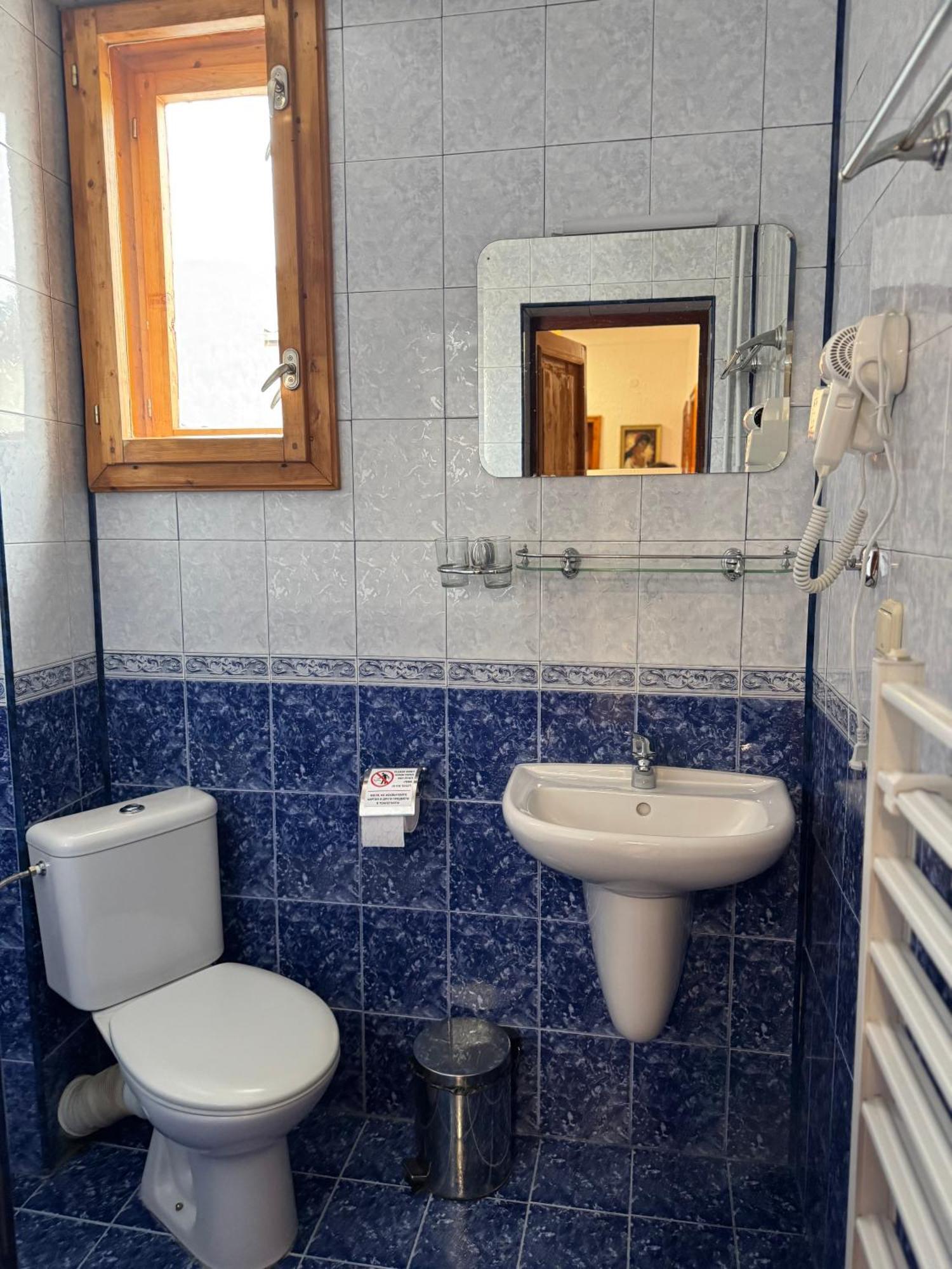 Mama Emiliya Guest House Beli Iskar Buitenkant foto